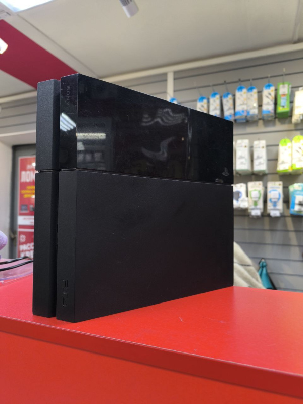 Игровая приставка PlayStation PS4 fat 500gb