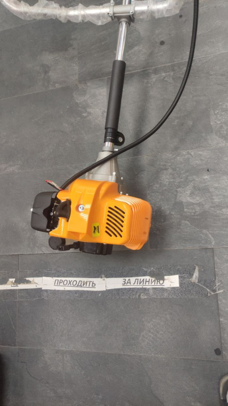 Бензотриммер Deko DKTR52