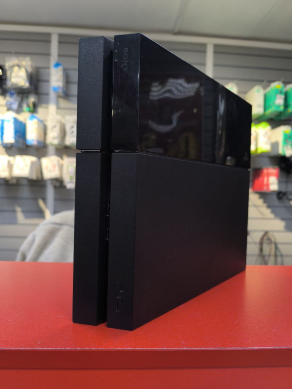 Игровая приставка PlayStation PS4 fat 500gb