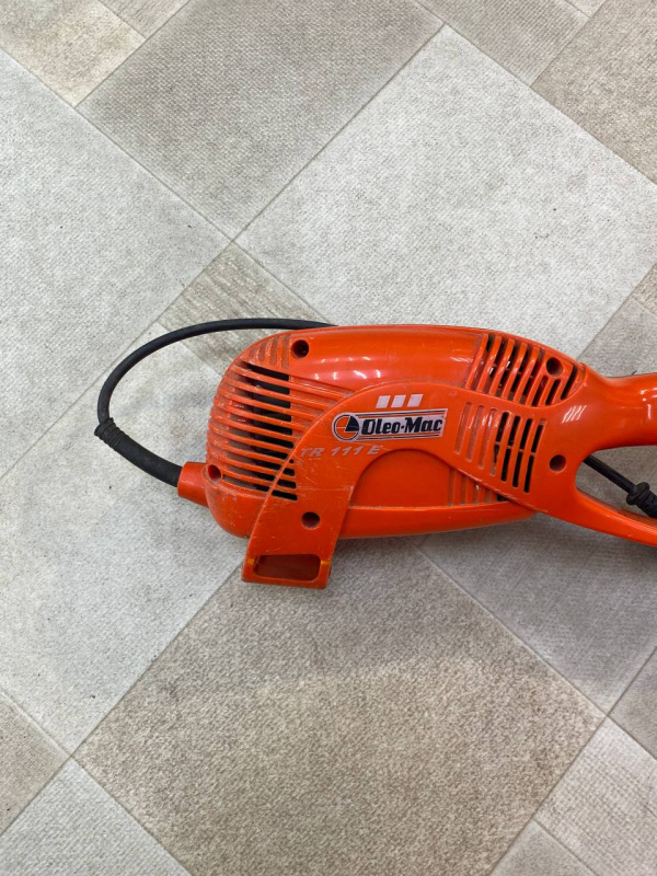 Ручная коса Oleo-Mac tr111e