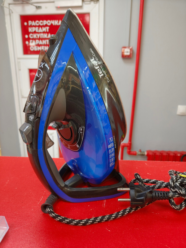 Утюг Tefal FV5648