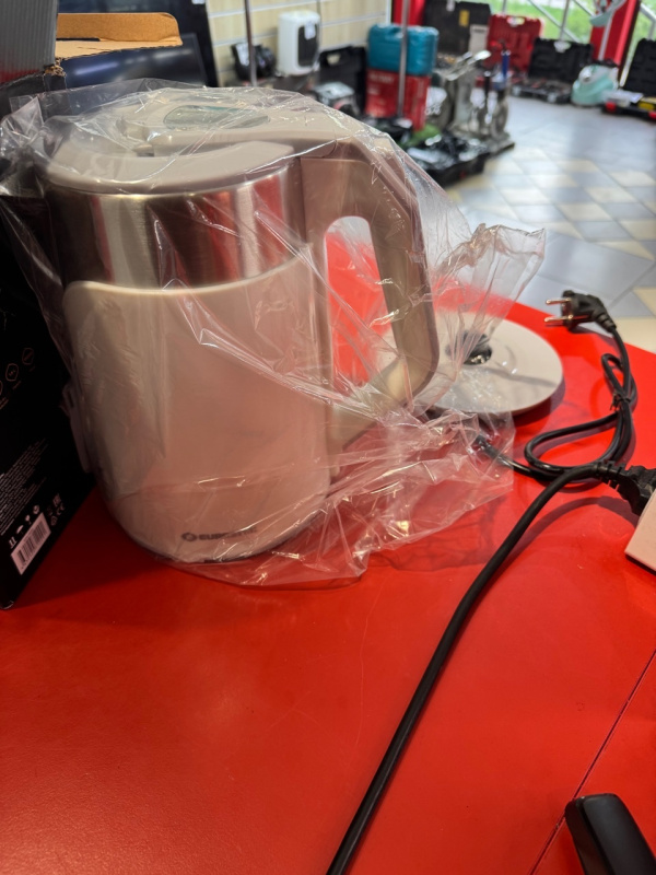 Чайник электрический  Eurostek