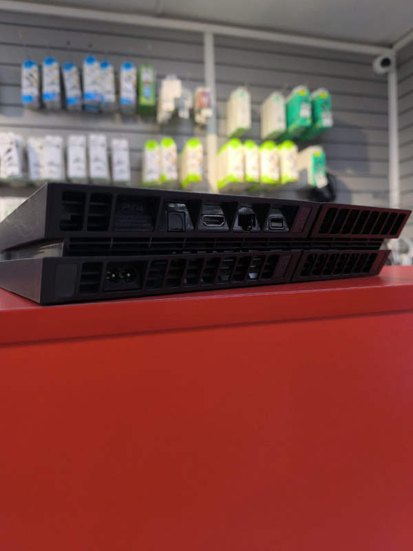 Игровая приставка PlayStation PS4 fat 500gb