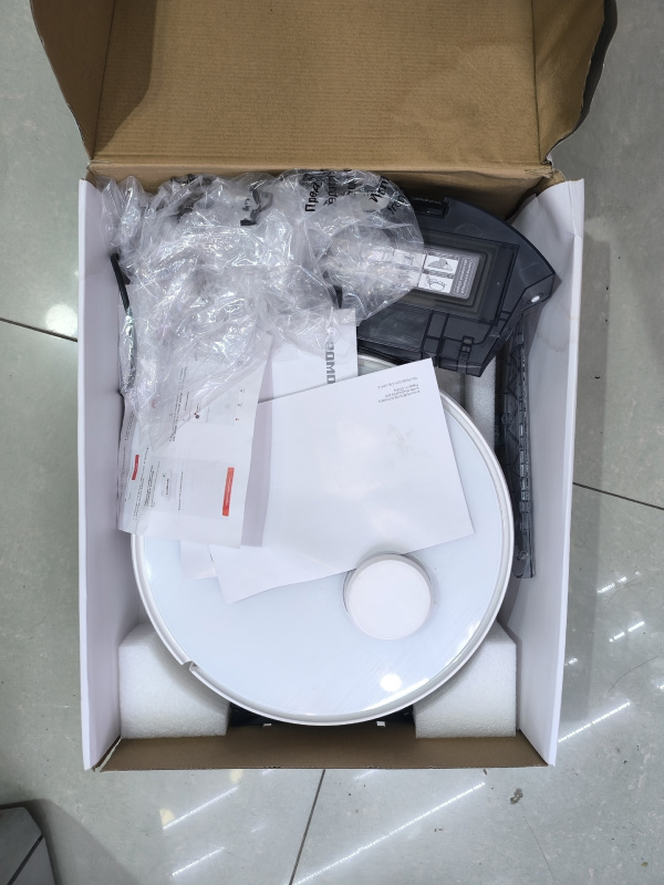 Пылесос Redmond rv-r660sh